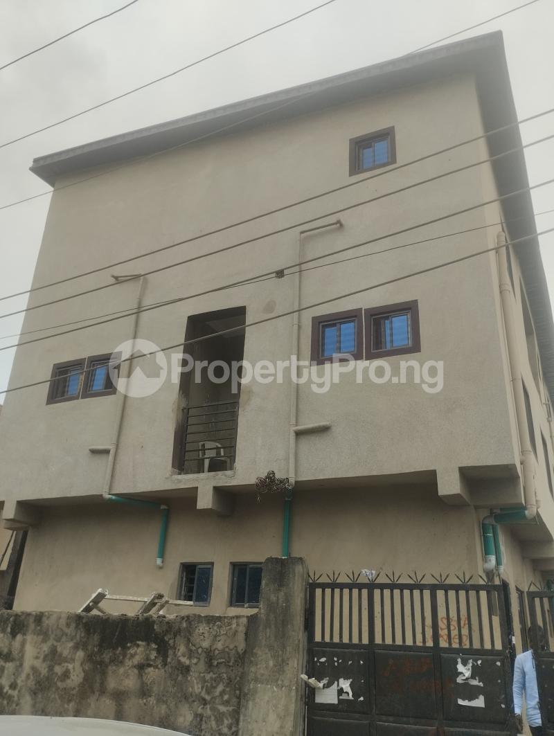 1 bedroom Flat / Apartment for sale Akoka Yaba Lagos
