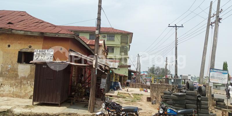 House for sale Main Road Oke ado Ibadan Oyo