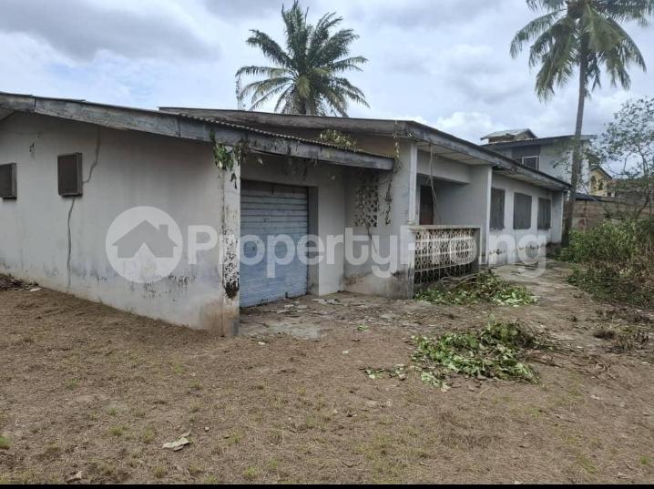 4 bedroom House for sale @dejo Oyelese Avenue, Old Bodija Bodija Ibadan Oyo
