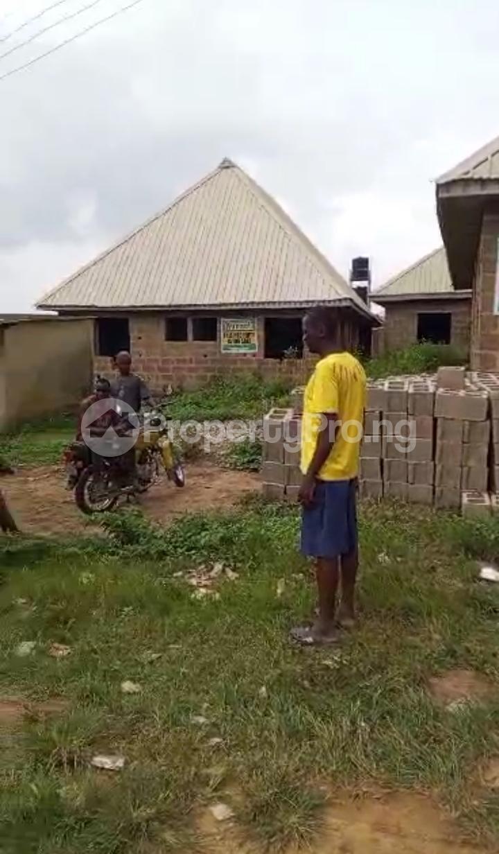 2 bedroom House for sale Alaaka Thick Junction Elebu Akala Express Ibadan Oyo