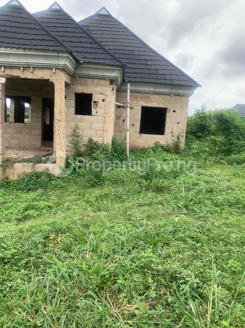 4 bedroom House for sale Opere, New Garage. Ibadan Oyo