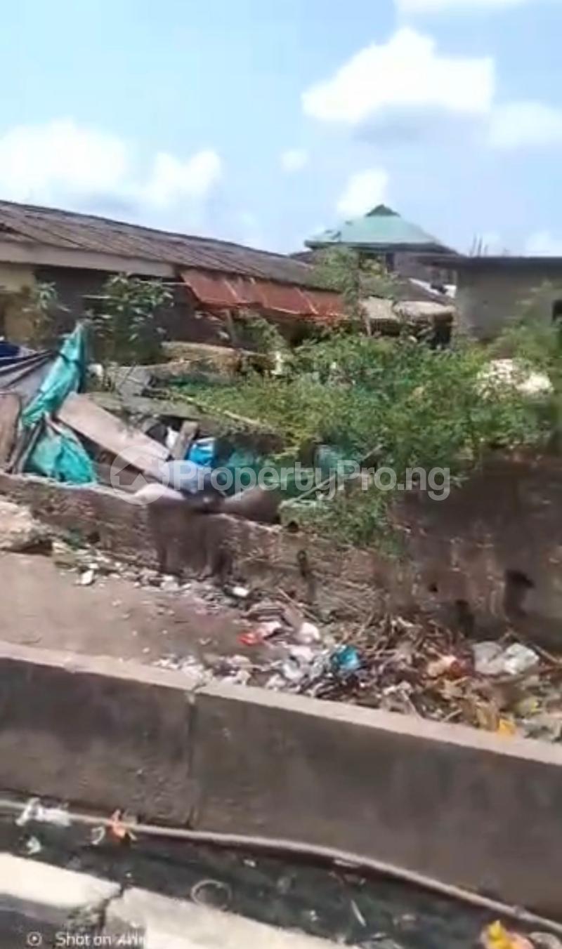 Land for sale Bariga Shomolu Lagos - 0