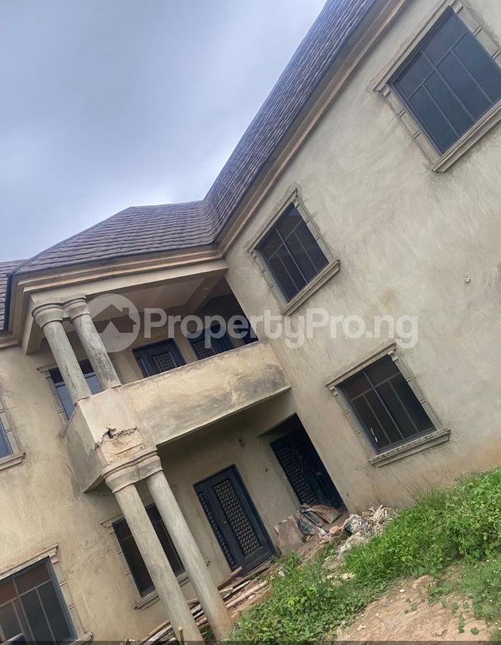2 bedroom House for sale Tipper Garage Road, Akala Express Ibadan Oyo