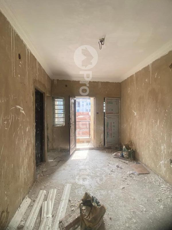 1 bedroom Flat / Apartment for rent  Palmgroove Shomolu Lagos