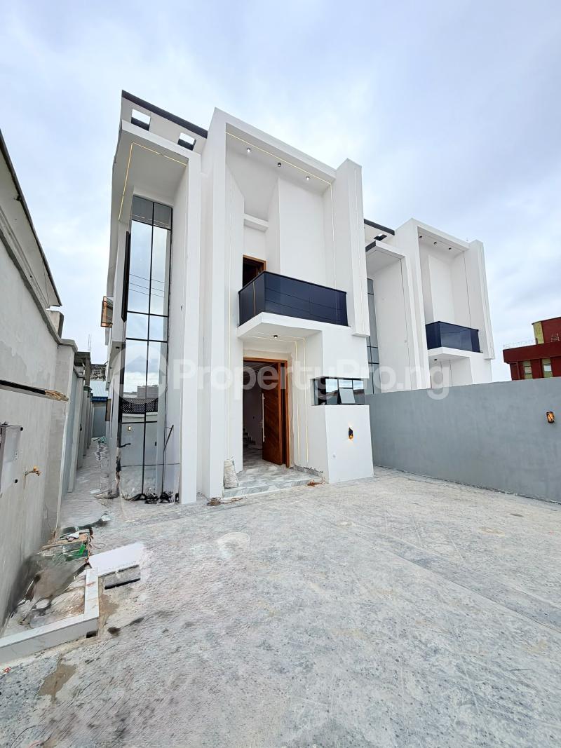 4 bedroom House for sale Oko oba Agege Lagos