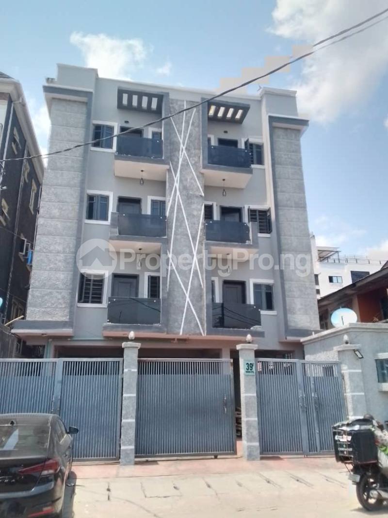 Flat / Apartment for rent Alagomeji Yaba Lagos