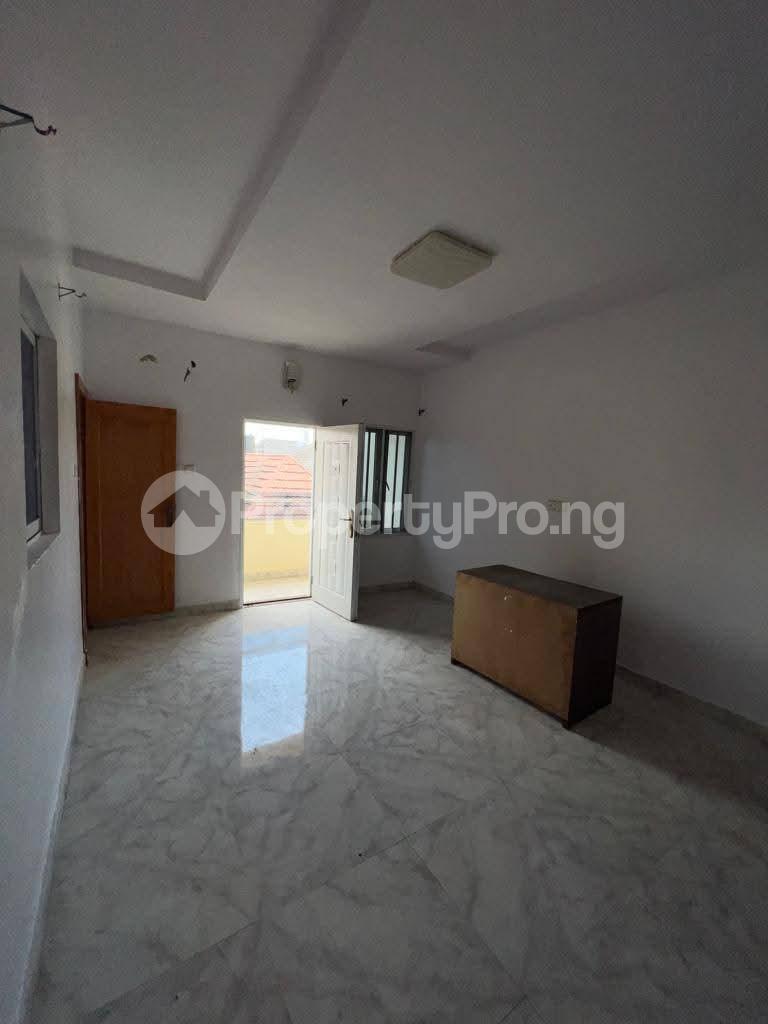 Flat / Apartment for rent Ijesha Surulere Lagos