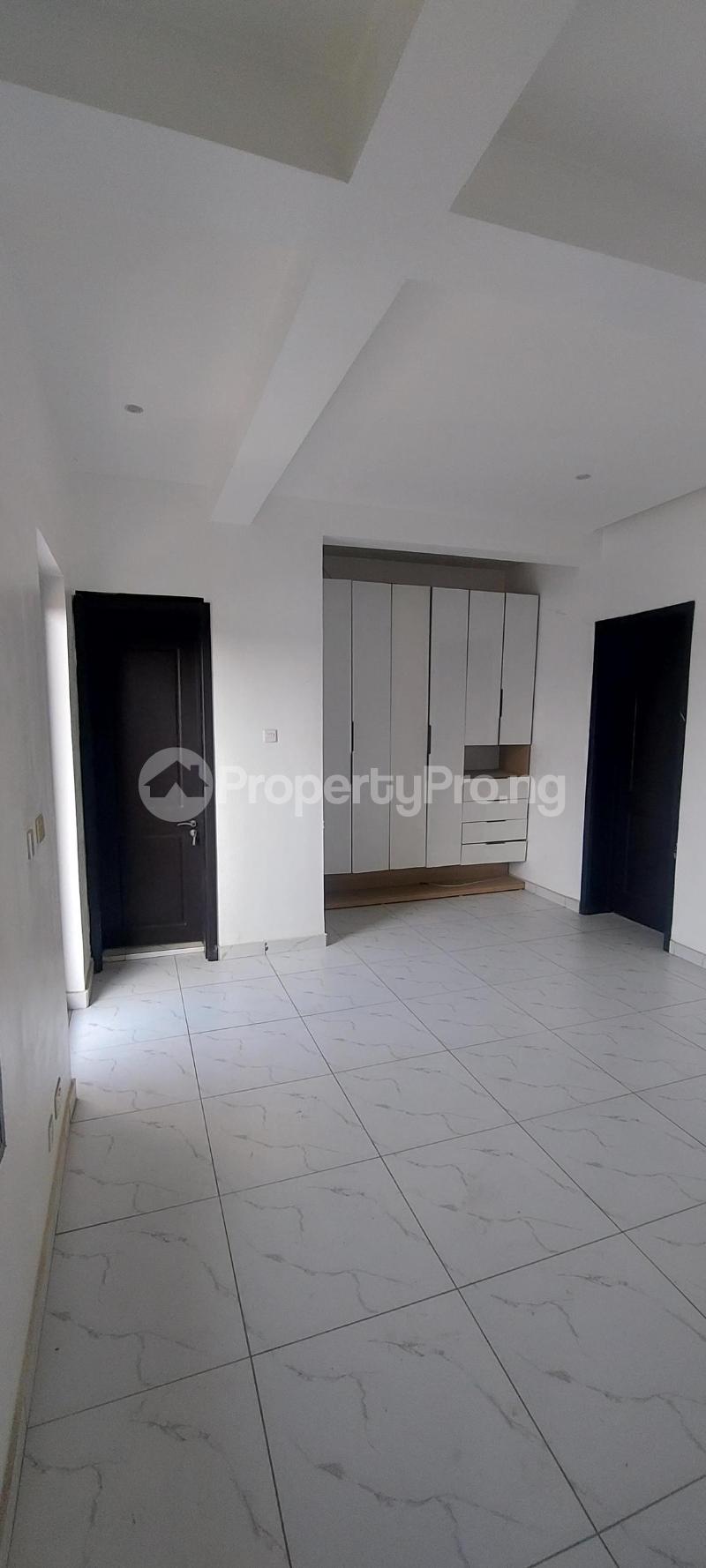 4 bedroom House for sale Ilupeju Lagos