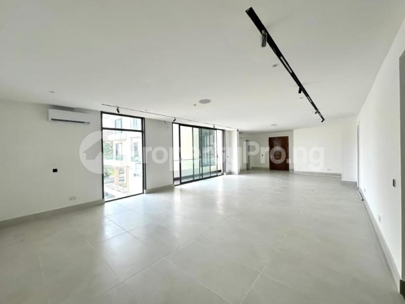 4 bedroom House for rent Banana Island Ikoyi Lagos