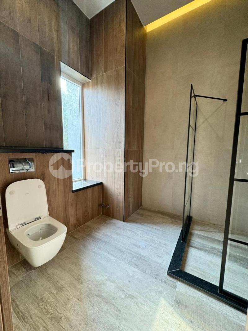 5 bedroom House for sale Diplomatic Zone Katampe Ext Abuja