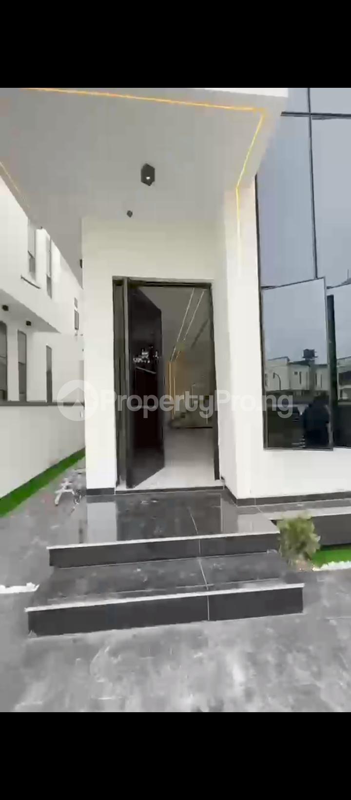 5 bedroom House for rent Chevron Lekki Lagos