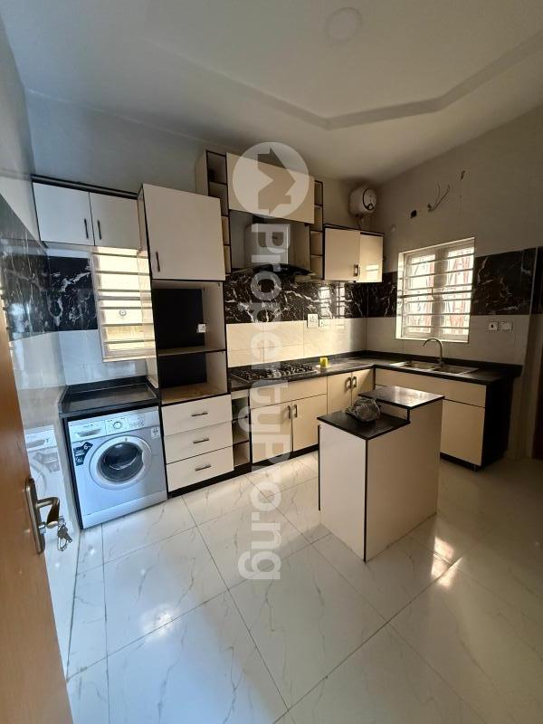 4 bedroom House for rent Ikota Gra Ikota Lekki Lagos