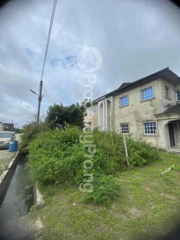4 bedroom Flat / Apartment for sale Ajayi Apata Near Fara Park Sangotedo Lagos - 0