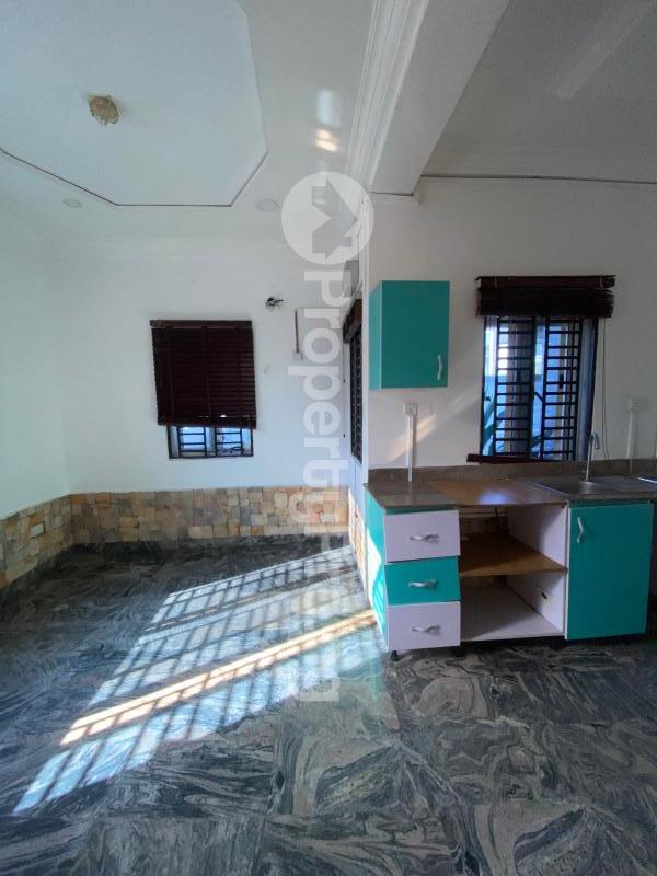 1 bedroom Flat / Apartment for rent chevron Lekki Lagos