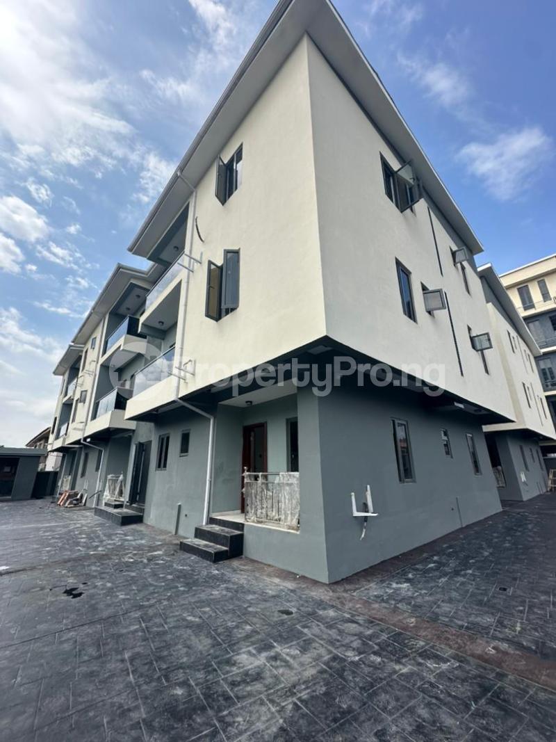 2 bedroom House for rent Lekki Phase 1 Lekki Lagos