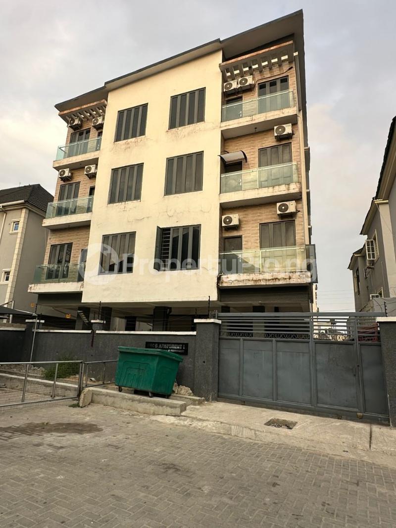 2 bedroom Flat / Apartment for rent The Property Located Within A Good Neighborhood Ologolo Lekki Lagos