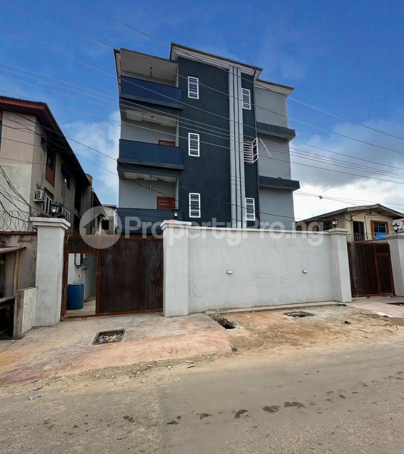 3 bedroom Flat / Apartment for sale Obafemi Awolowo Way Ikeja Lagos