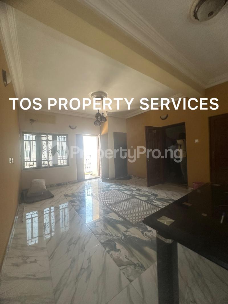 3 bedroom Flat / Apartment for rent Sabo Alagomeji, Yaba Alagomeji Yaba Lagos