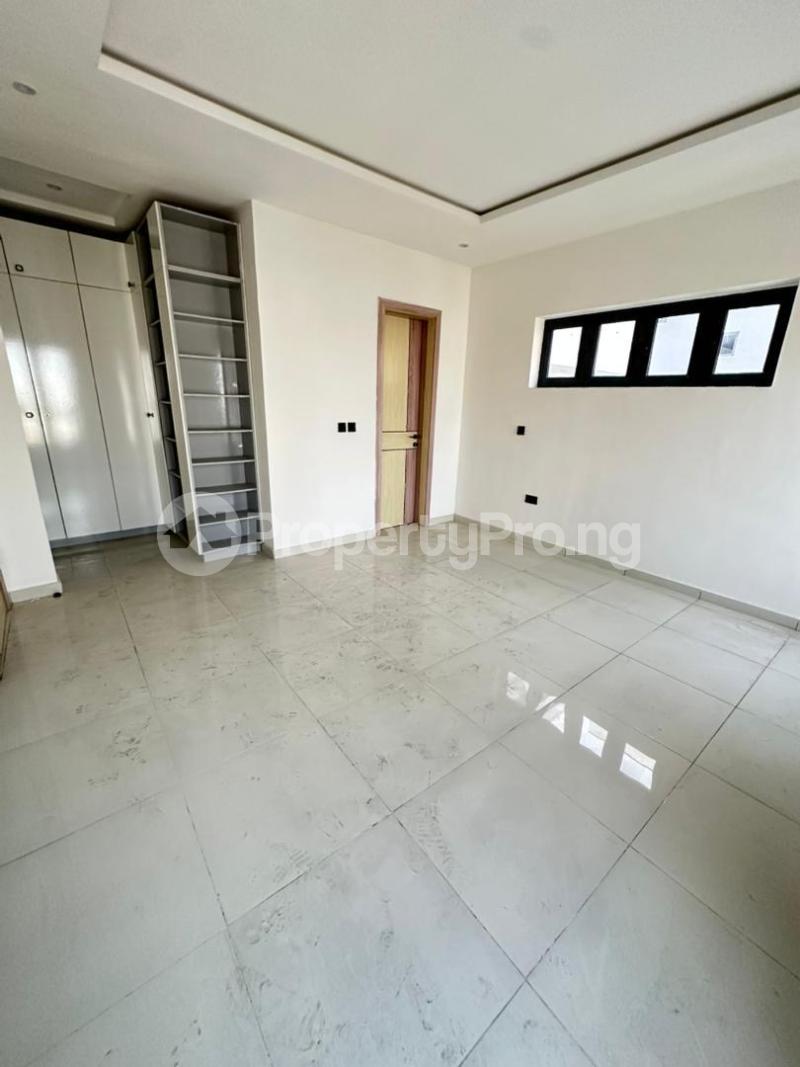 3 bedroom Flat / Apartment for sale Off Durosinmi Etti Lekki Phase 1 Lekki Lagos