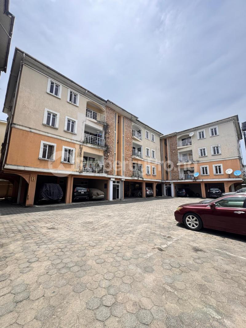 3 bedroom House for sale ONIRU Victoria Island Lagos