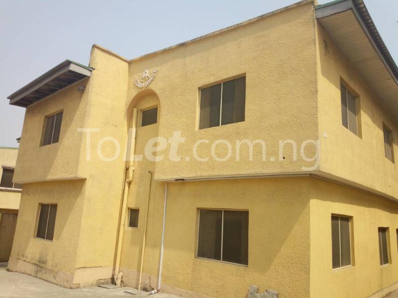 3 bedroom Flat / Apartment for rent   Berger Ojodu Lagos