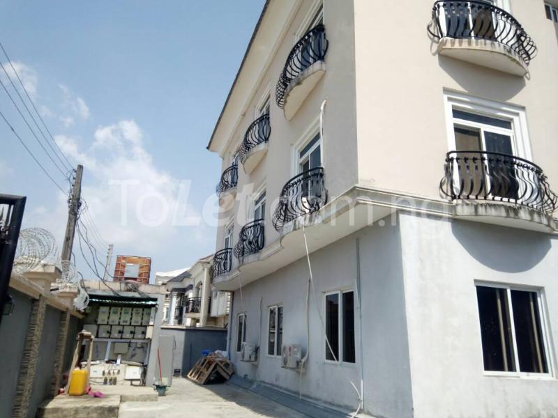 3 bedroom Flat / Apartment for rent   Lekki Phase 2 Lekki Lagos