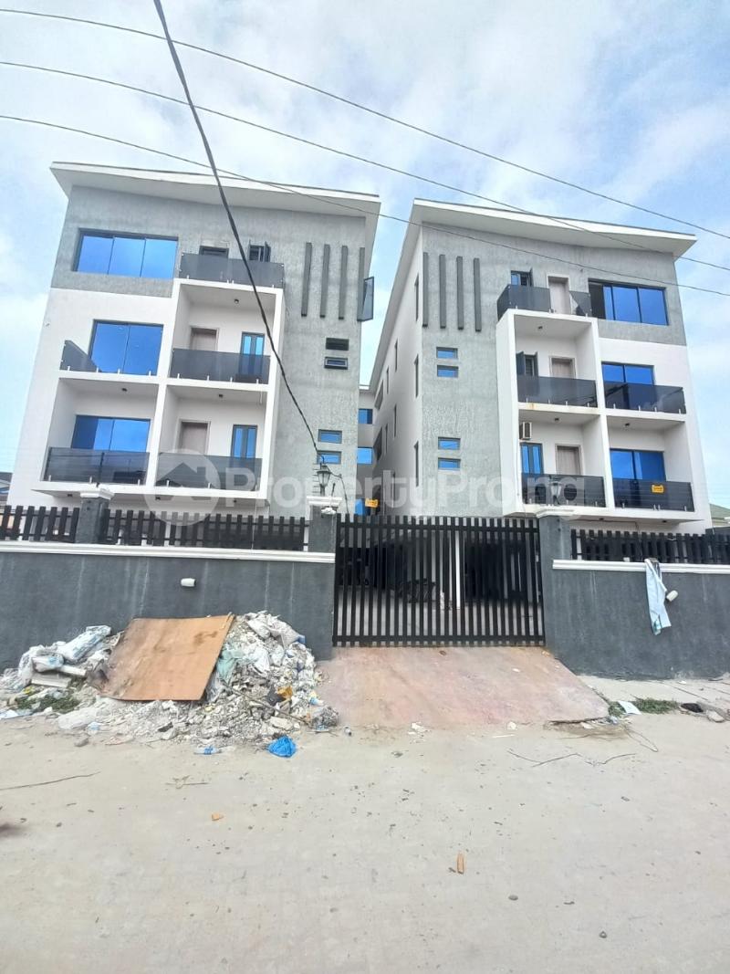 3 bedroom Flat / Apartment for rent Ilasan Lekki Lagos