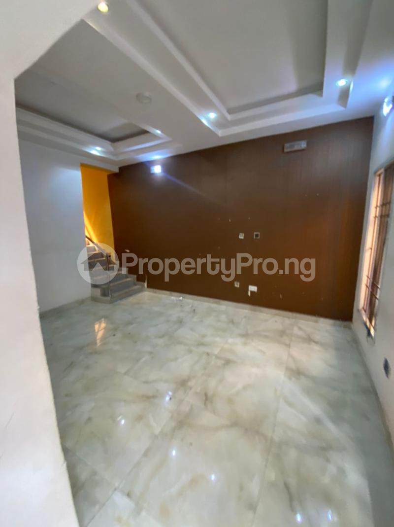 3 bedroom House for rent Ologolo Lekki Lagos