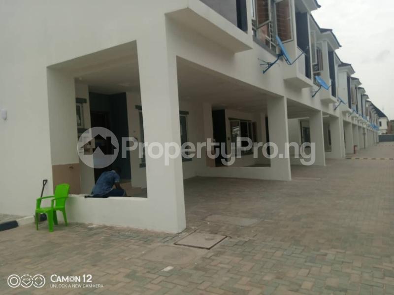 3 bedroom House for sale Orchid Road Lekki Lagos