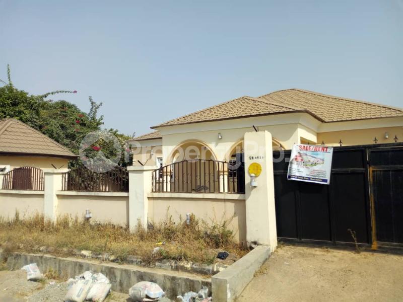 3 bedroom Detached Bungalow House for sale Sahara estate Gwarinpa Abuja