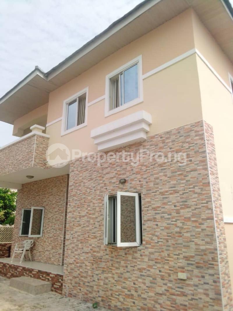 4 bedroom House for sale Y Lekki Lagos