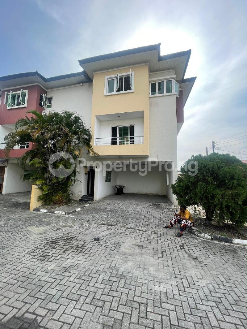 4 bedroom House for rent Ikota Lekki Lagos