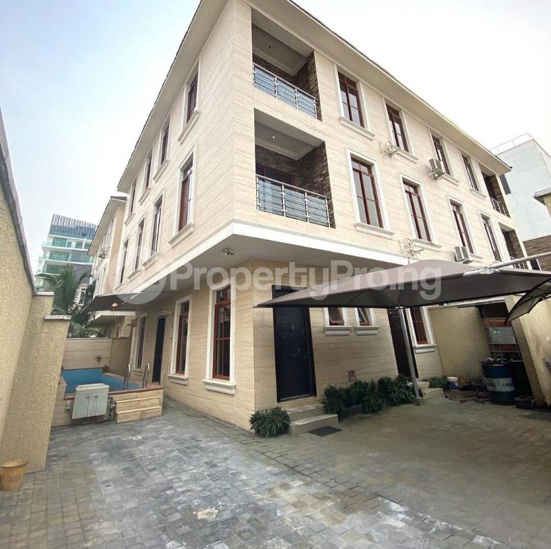 4 bedroom House for sale Off Banana Island Road Ikoyi Lagos