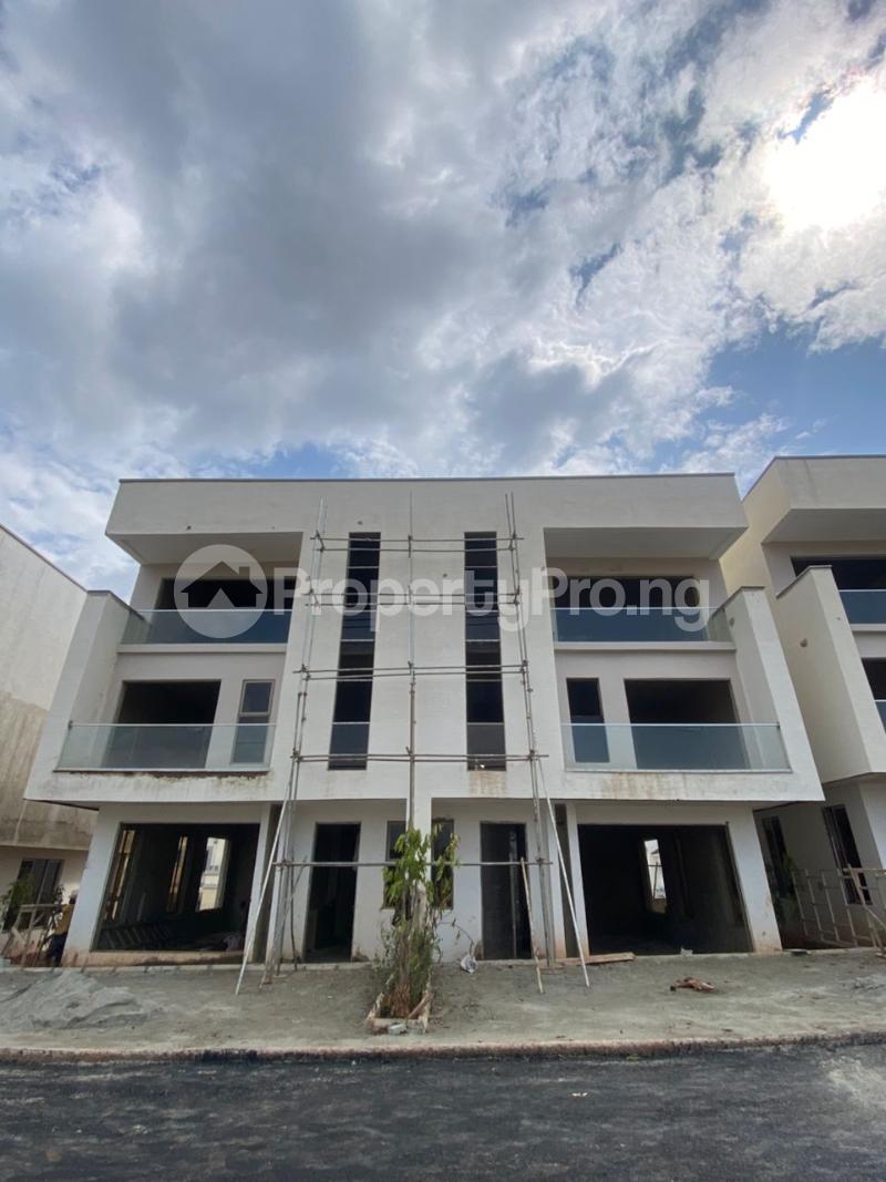 4 bedroom House for sale Guzape Abuja