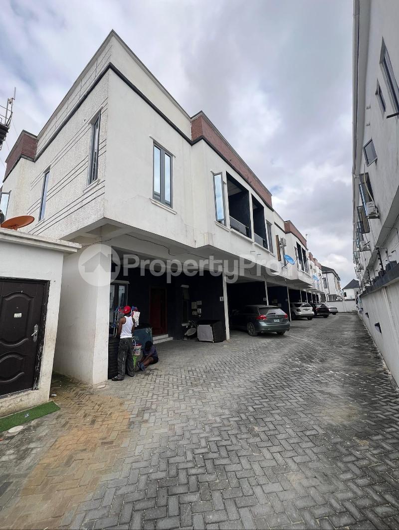 4 bedroom House for rent Ikota Lekki Lagos