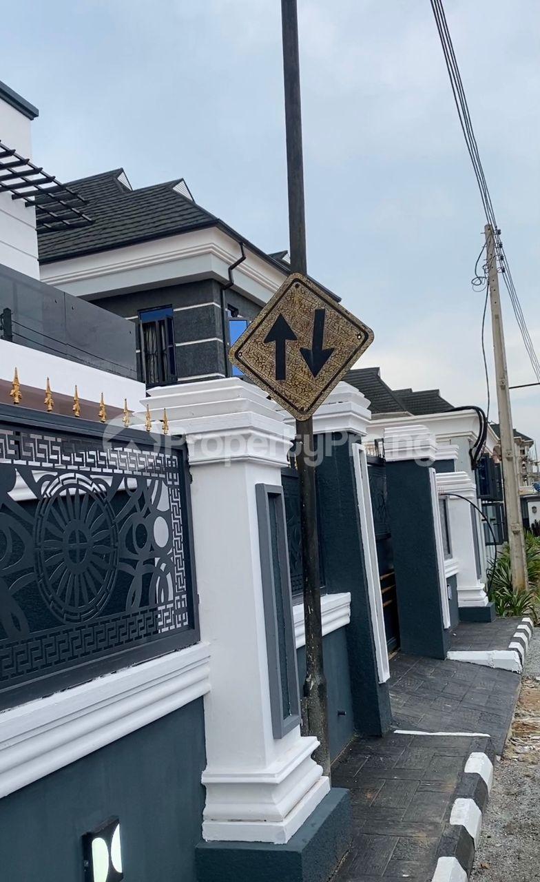 4 bedroom House for sale Nurein Yusuf Estate Kola Ojokoro, Alimosho Lagos