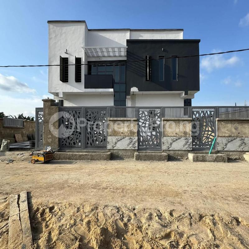 4 bedroom House for sale Maryland Lagos