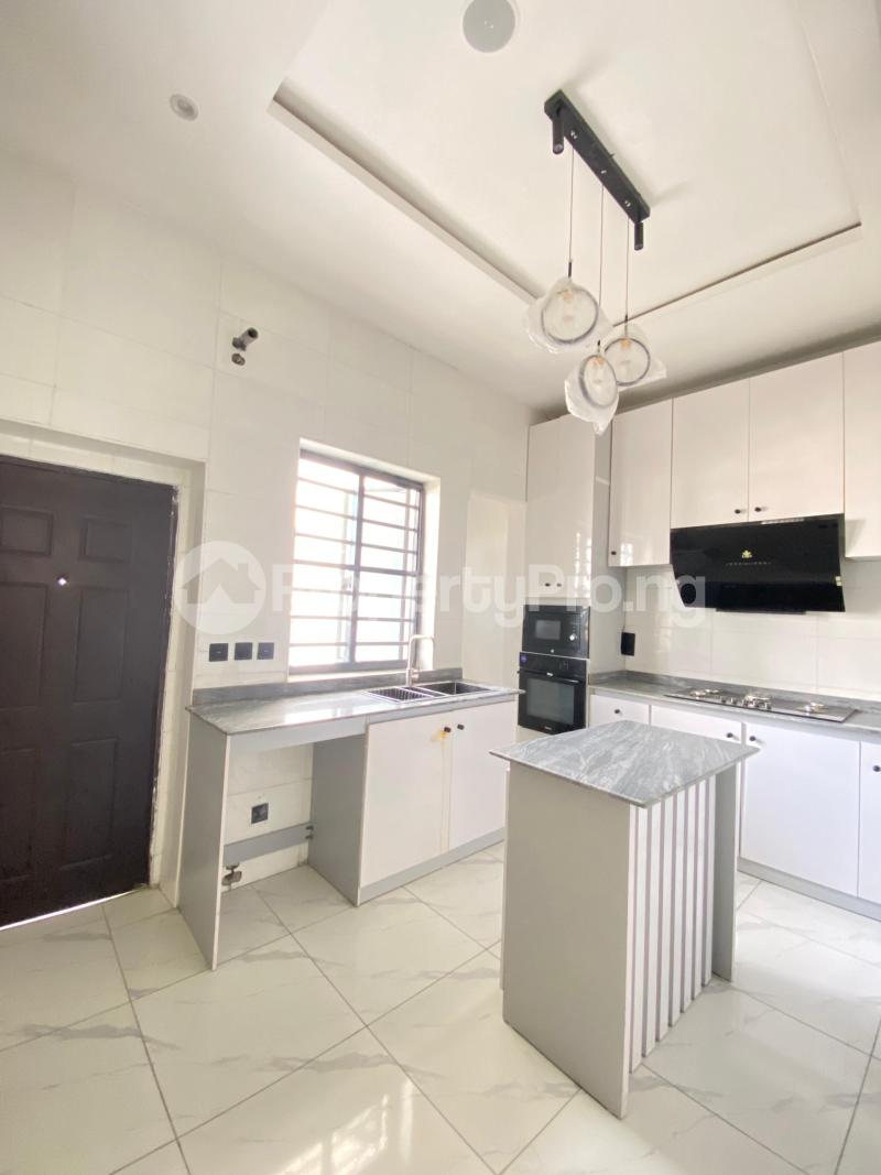 4 bedroom Flat / Apartment for sale Ikota Gra Ajah Lagos