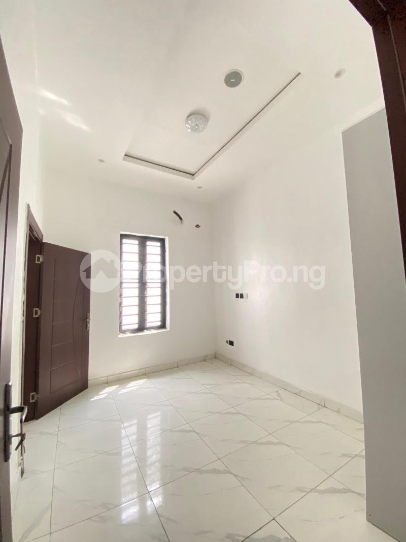 4 bedroom Flat / Apartment for sale Ikota Gra Ajah Lagos