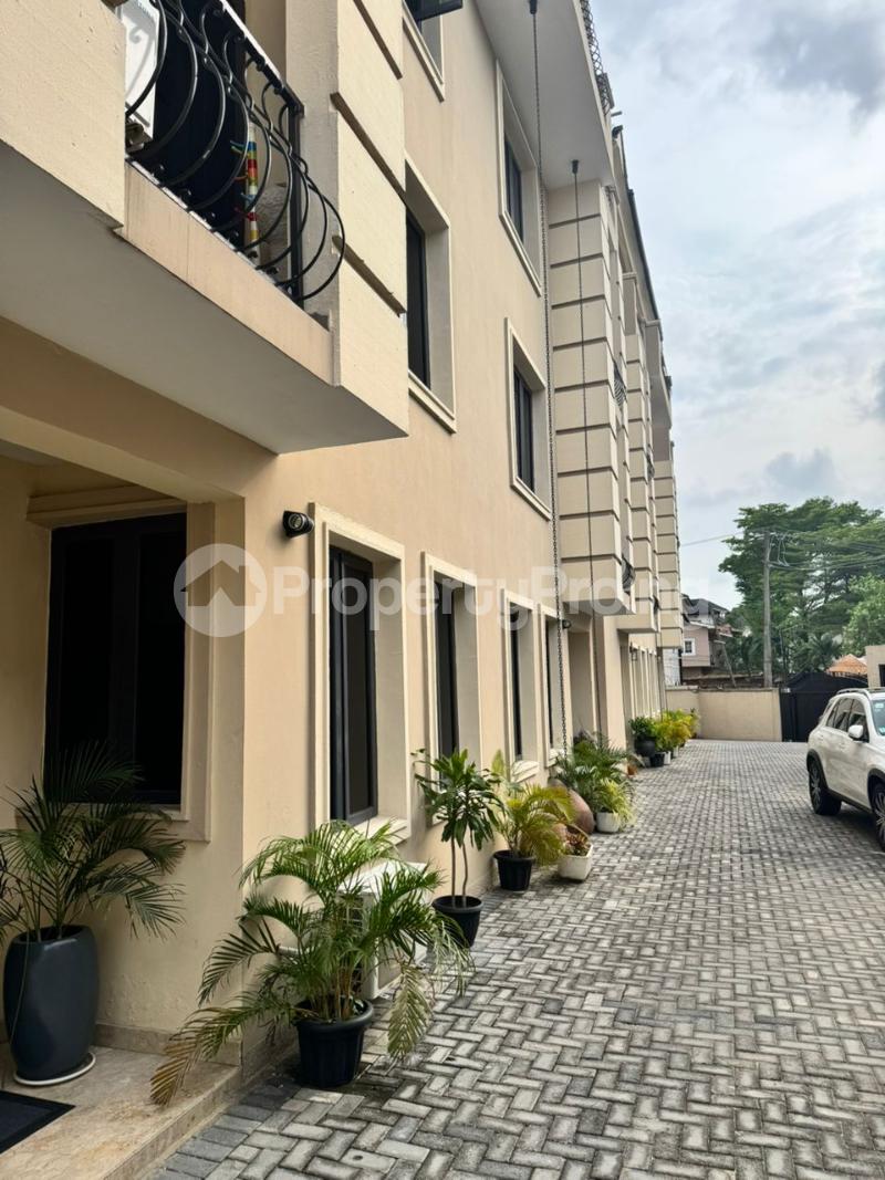 4 bedroom House for sale Ikoyi Lagos