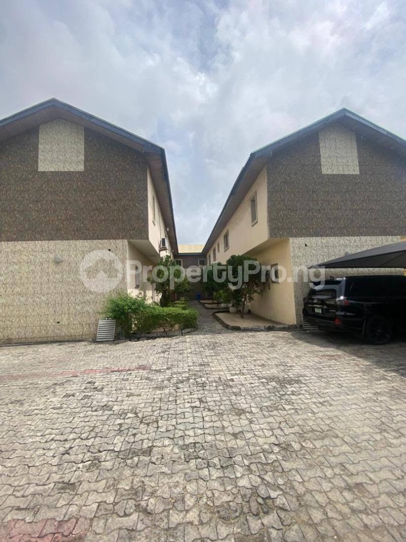 10 bedroom House for sale Lekki Phase 1 Lekki Phase 1 Lekki Lagos