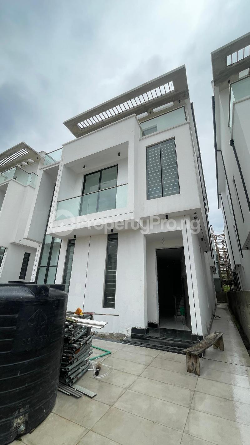 5 bedroom House for sale chevron Lekki Lagos