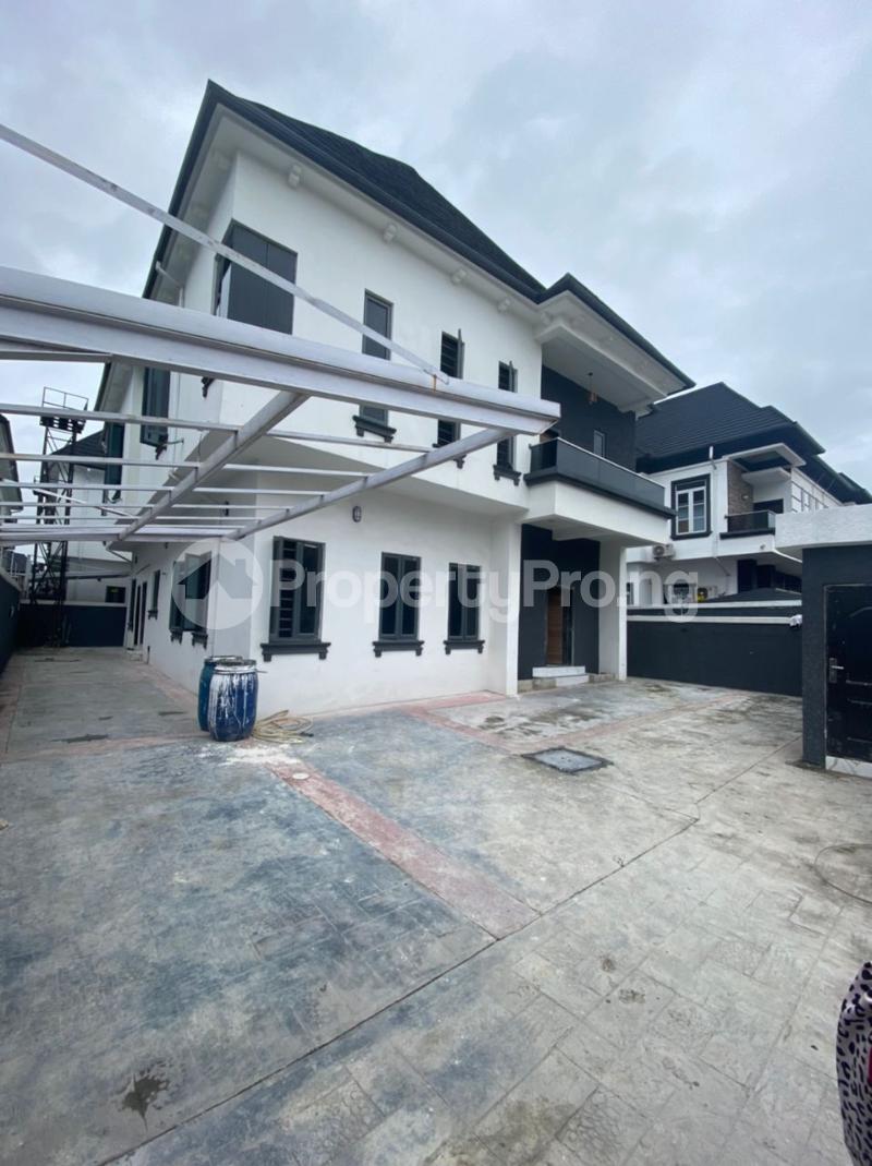 5 bedroom House for sale chevron Lekki Lagos