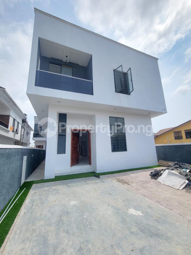 5 bedroom House for sale Thomas estate Ajah Lagos