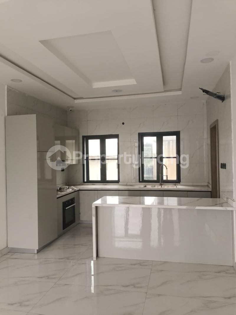 5 bedroom House for sale Thomas Estate, Ajah Lagos