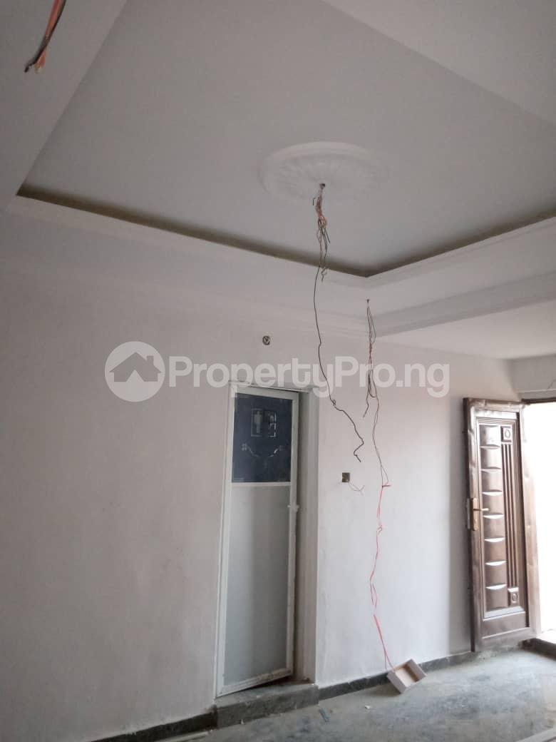 1 bedroom Flat / Apartment for rent At Off Lawanson Road, Lawanson Surulere Lagos