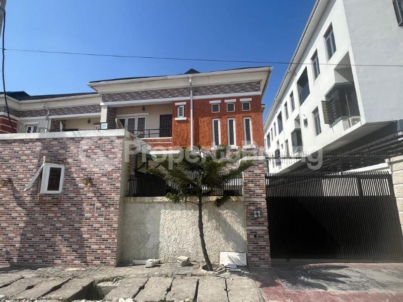 2 bedroom House for rent Ikate Lekki Lagos