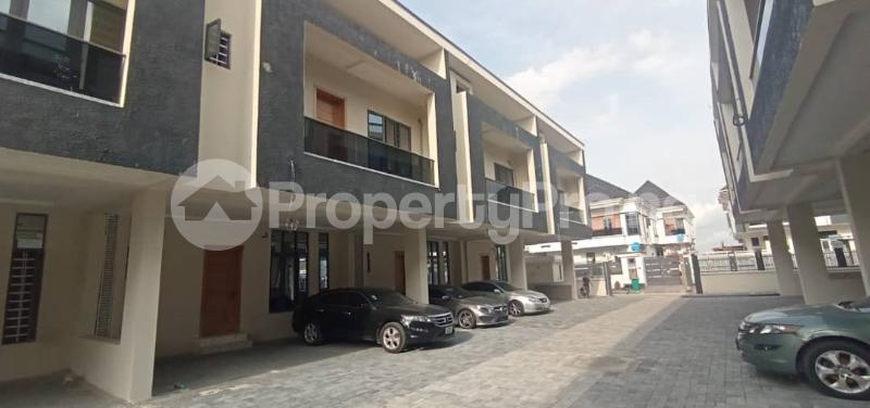 4 bedroom Flat / Apartment for rent chevron Lekki Lagos