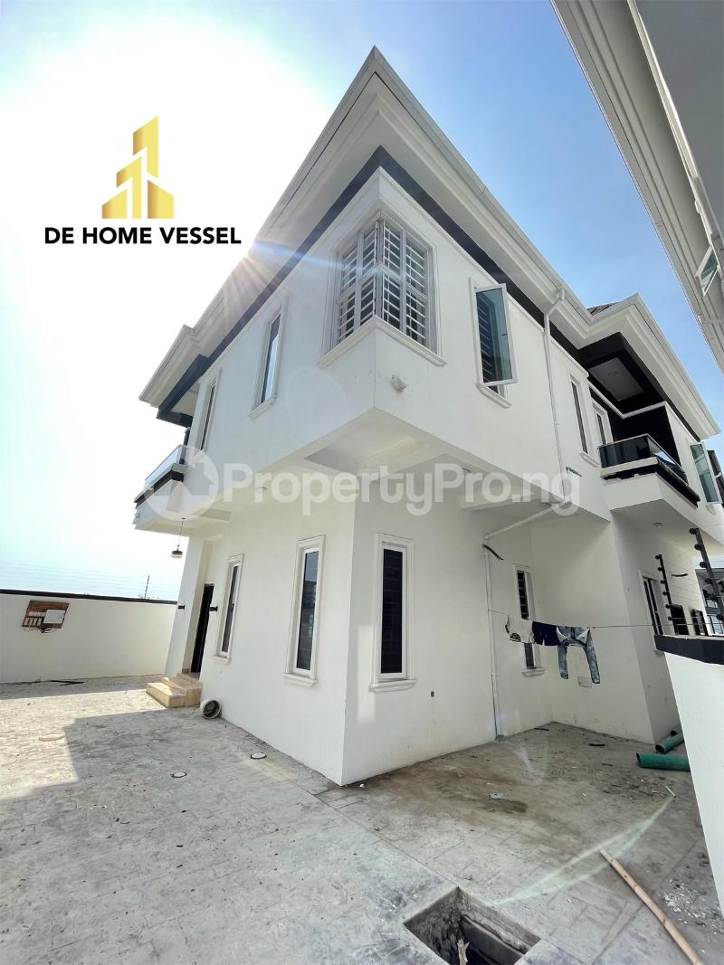 4 bedroom House for sale ...,. Lekki Lagos