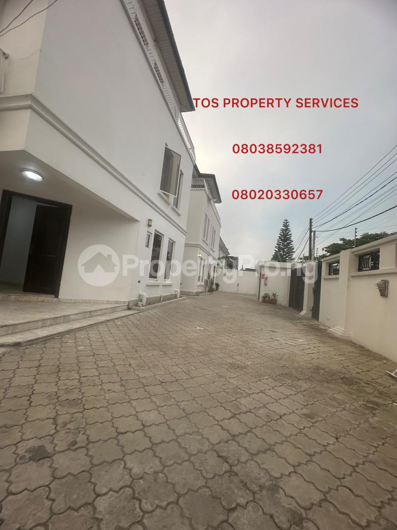 1 bedroom Flat / Apartment for rent Lekki Phase 1, Lagos. Lekki Phase 1 Lekki Lagos